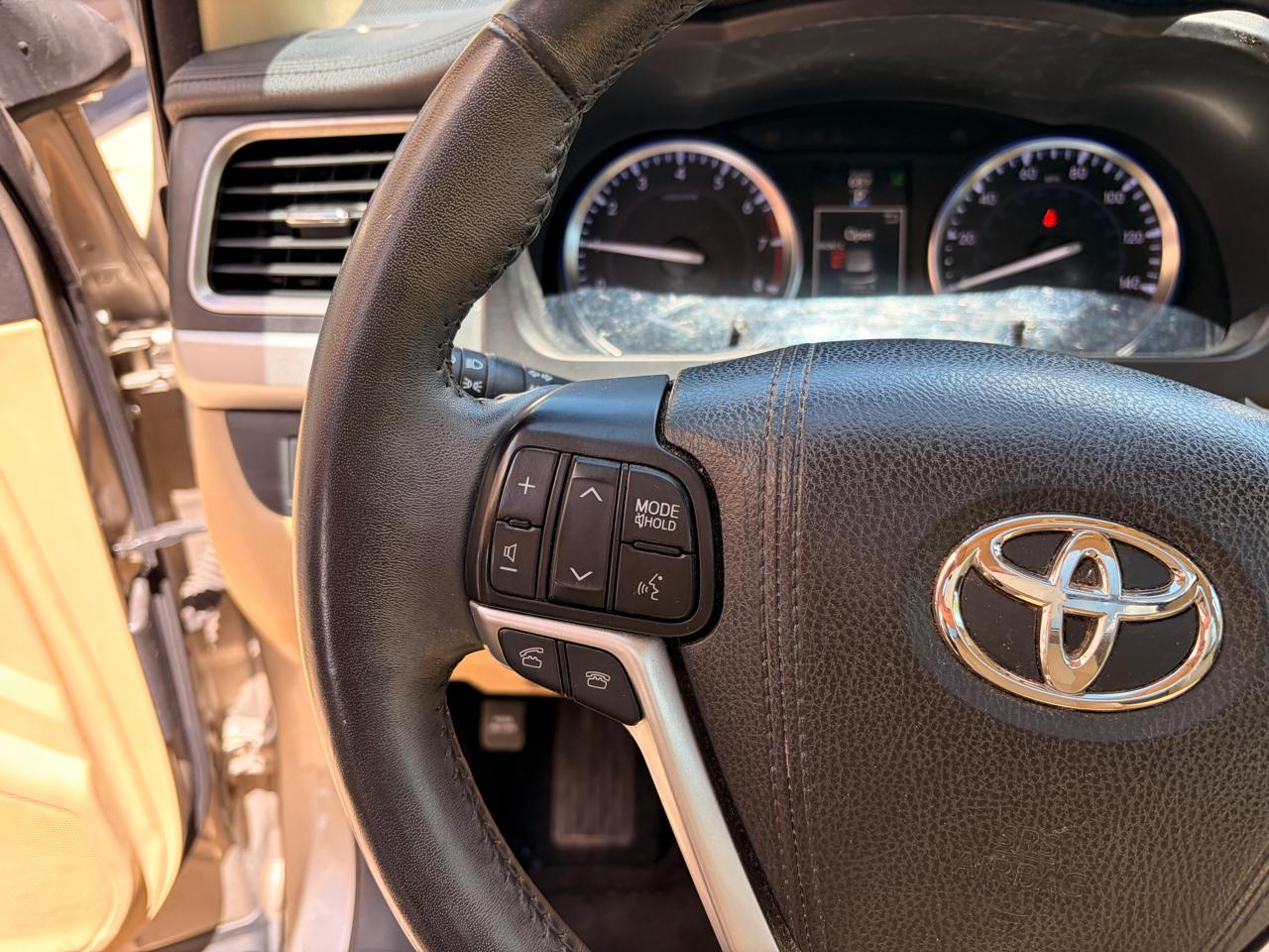 Toyota Highlander Limited AWD V6 2016