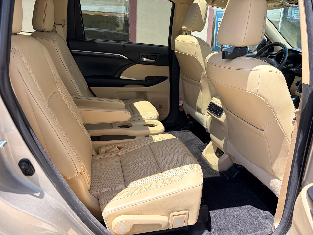 Toyota Highlander Limited AWD V6 2016