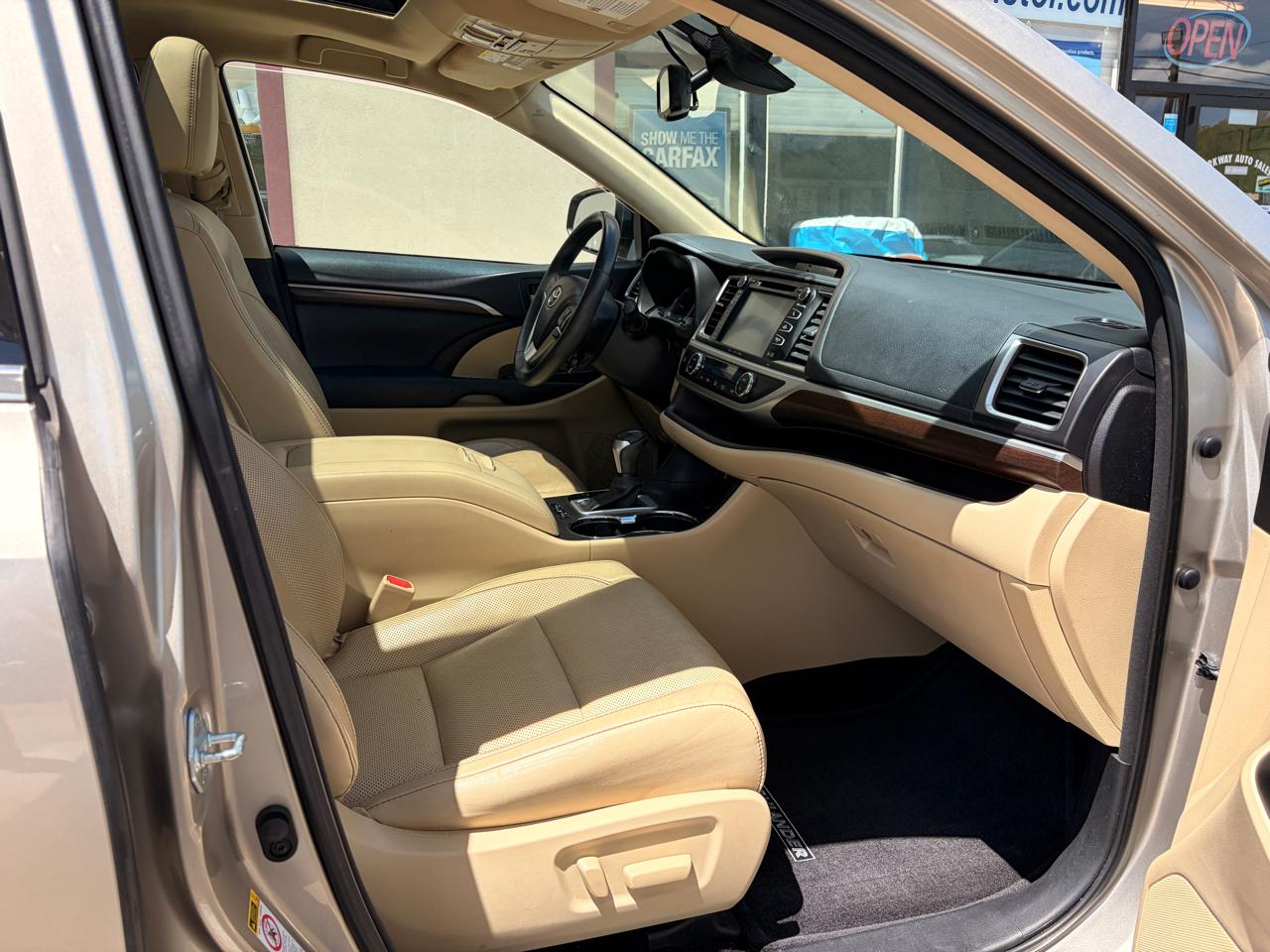 Toyota Highlander Limited AWD V6 2016