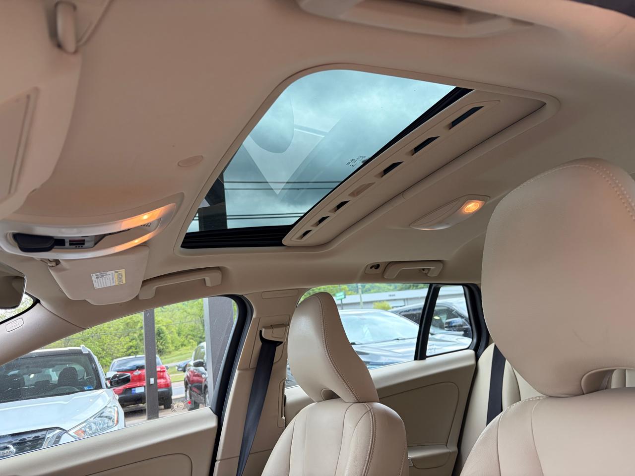 Volvo V60 T5 Drive-E Premier FWD 2016