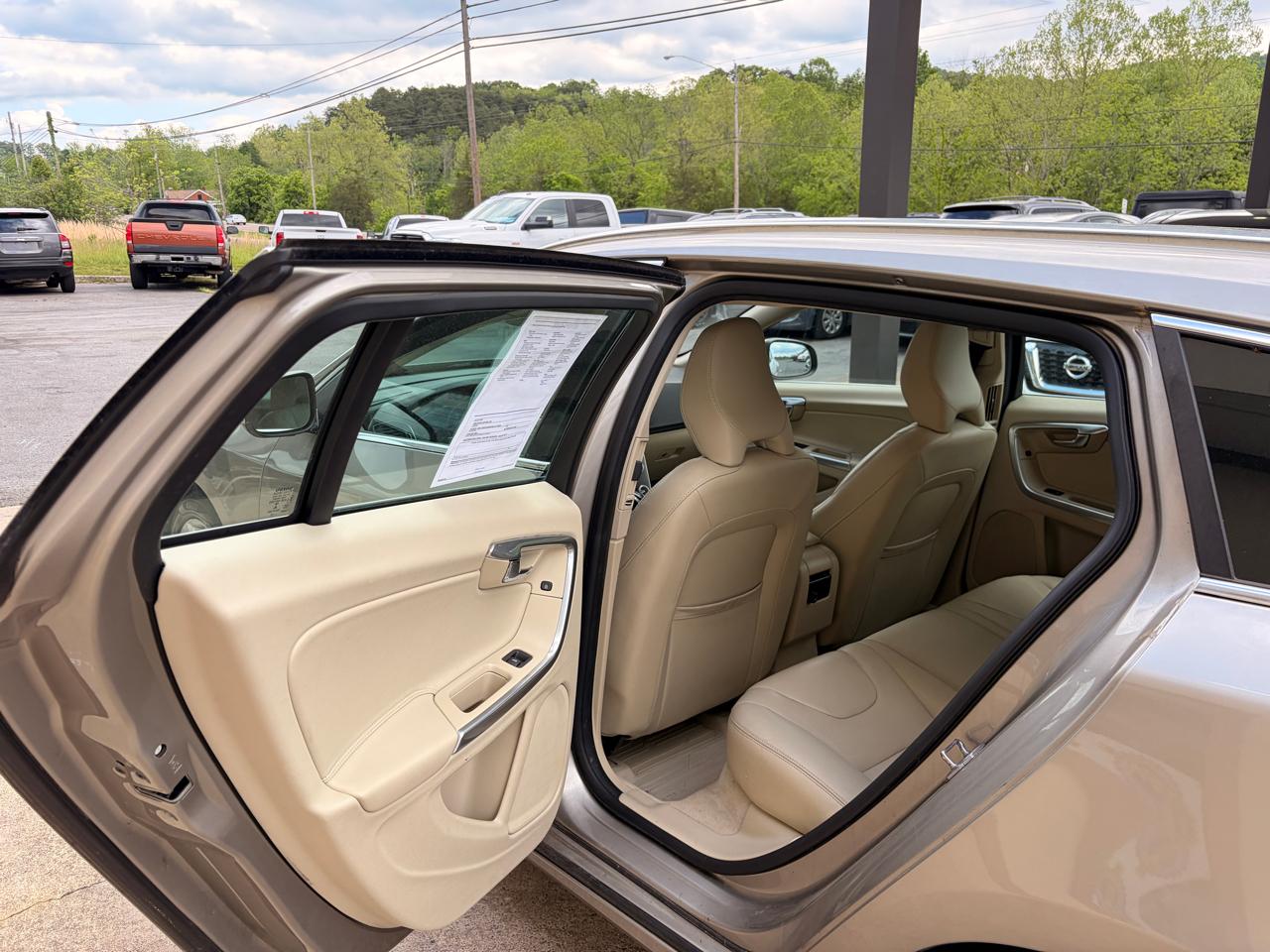 Volvo V60 T5 Drive-E Premier FWD 2016