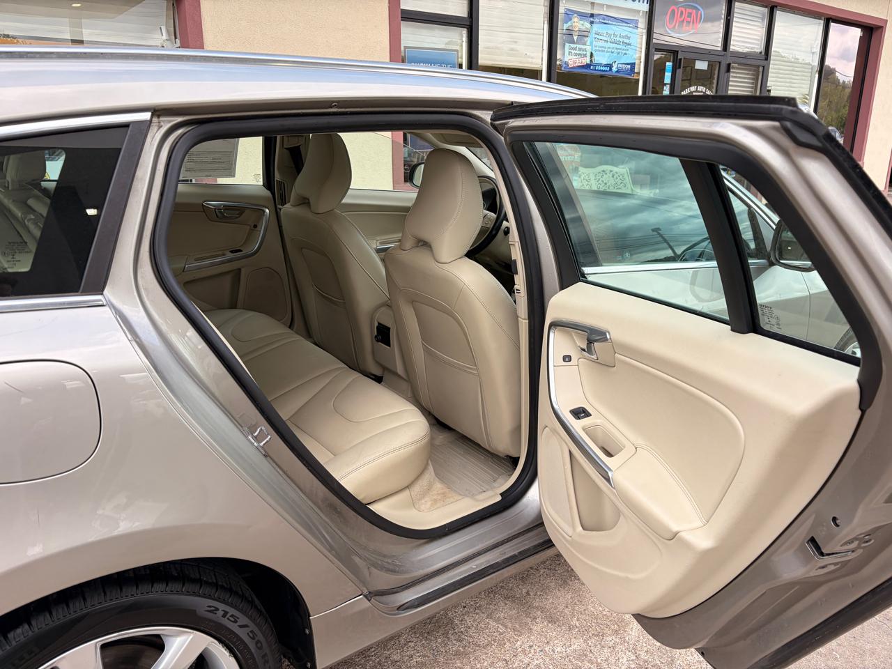Volvo V60 T5 Drive-E Premier FWD 2016
