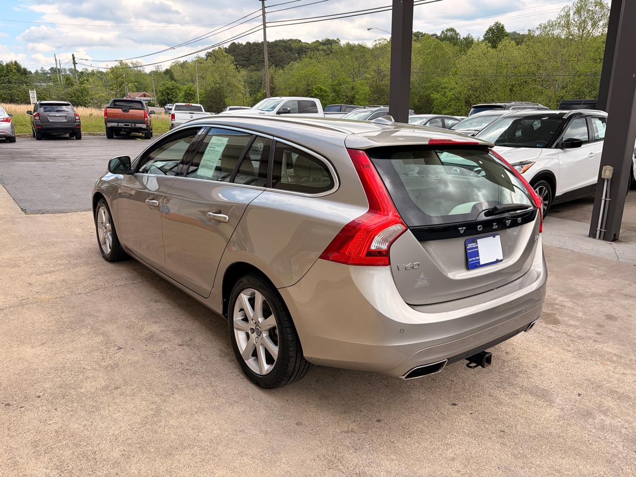 Volvo V60 T5 Drive-E Premier FWD 2016