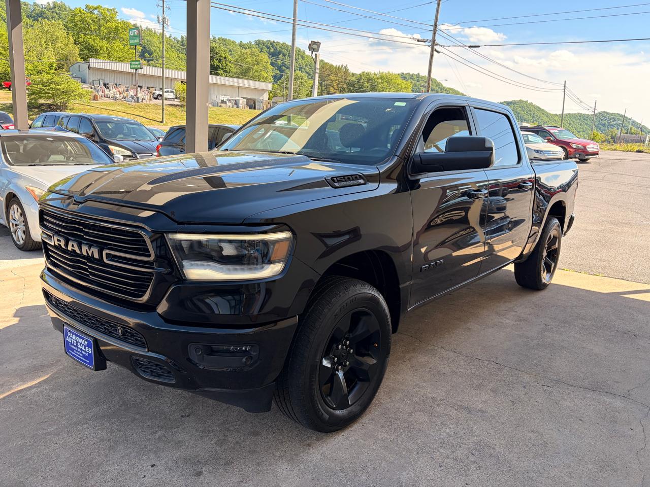 RAM 1500 Big Horn Crew Cab SWB 4WD 2019