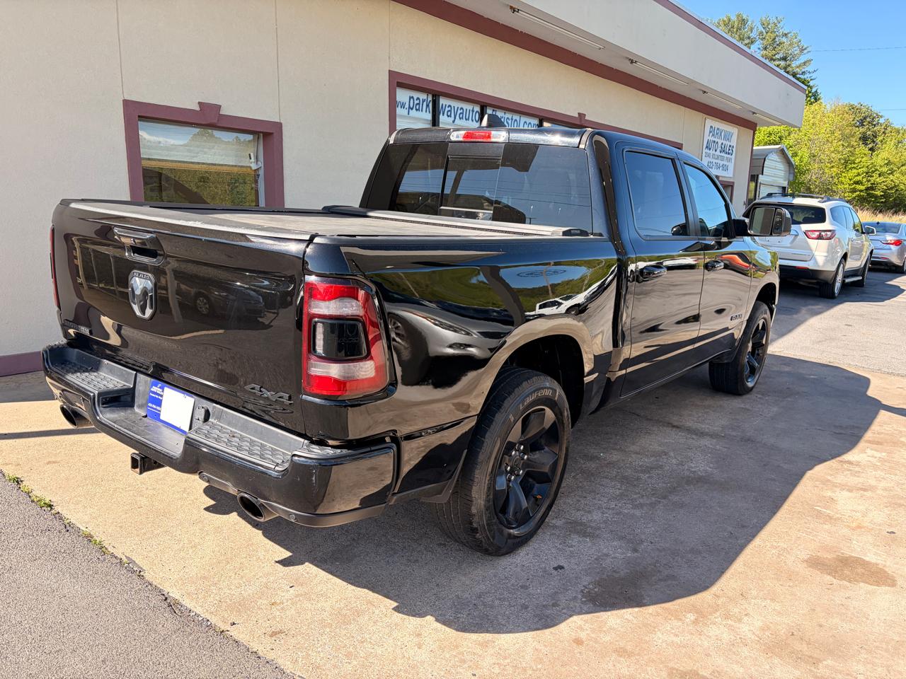 RAM 1500 Big Horn Crew Cab SWB 4WD 2019