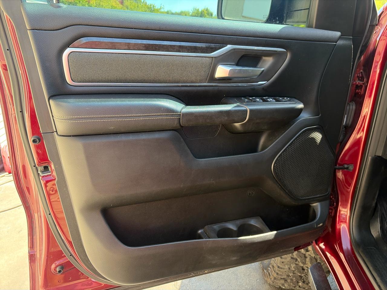 RAM 1500 Big Horn Crew Cab SWB 4WD 2019