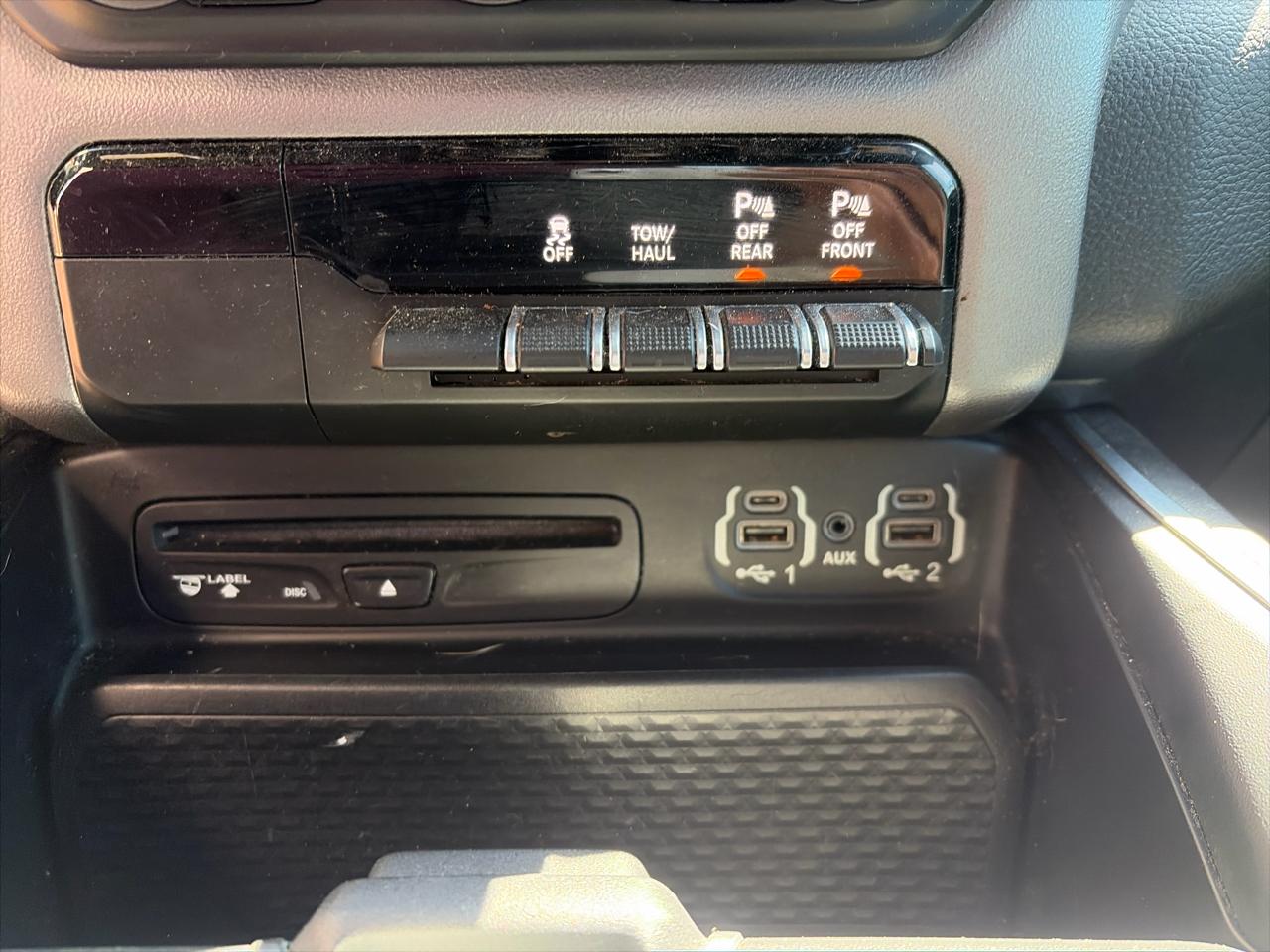 RAM 1500 Big Horn Crew Cab SWB 4WD 2019