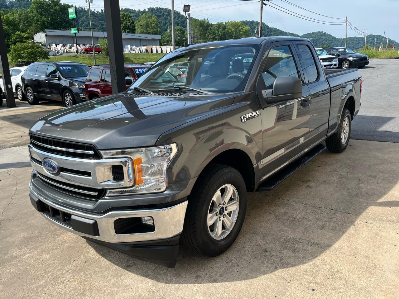 Ford F-150 XL SuperCab 8-ft. 2WD 2019