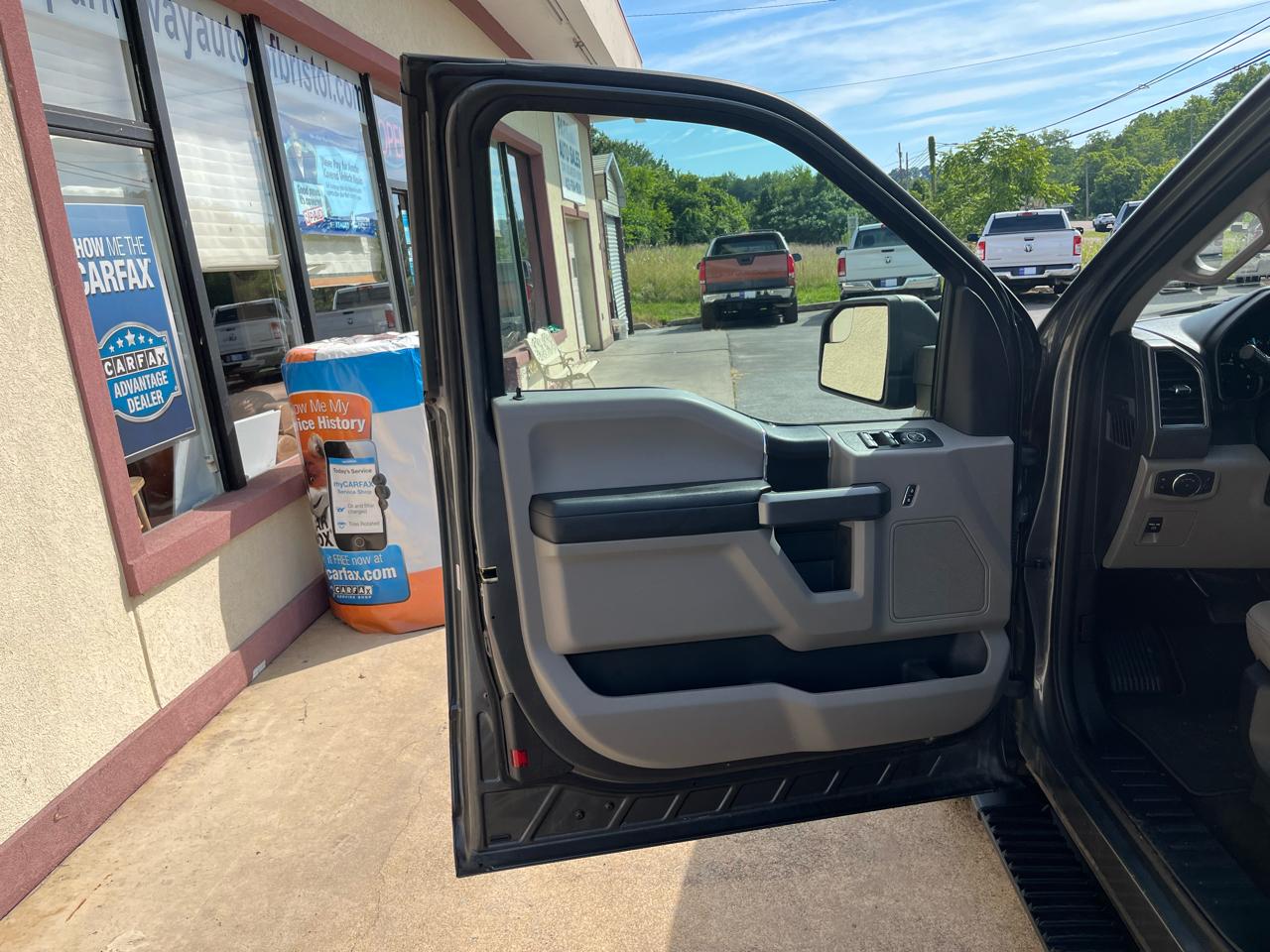 Ford F-150 XL SuperCab 8-ft. 2WD 2019