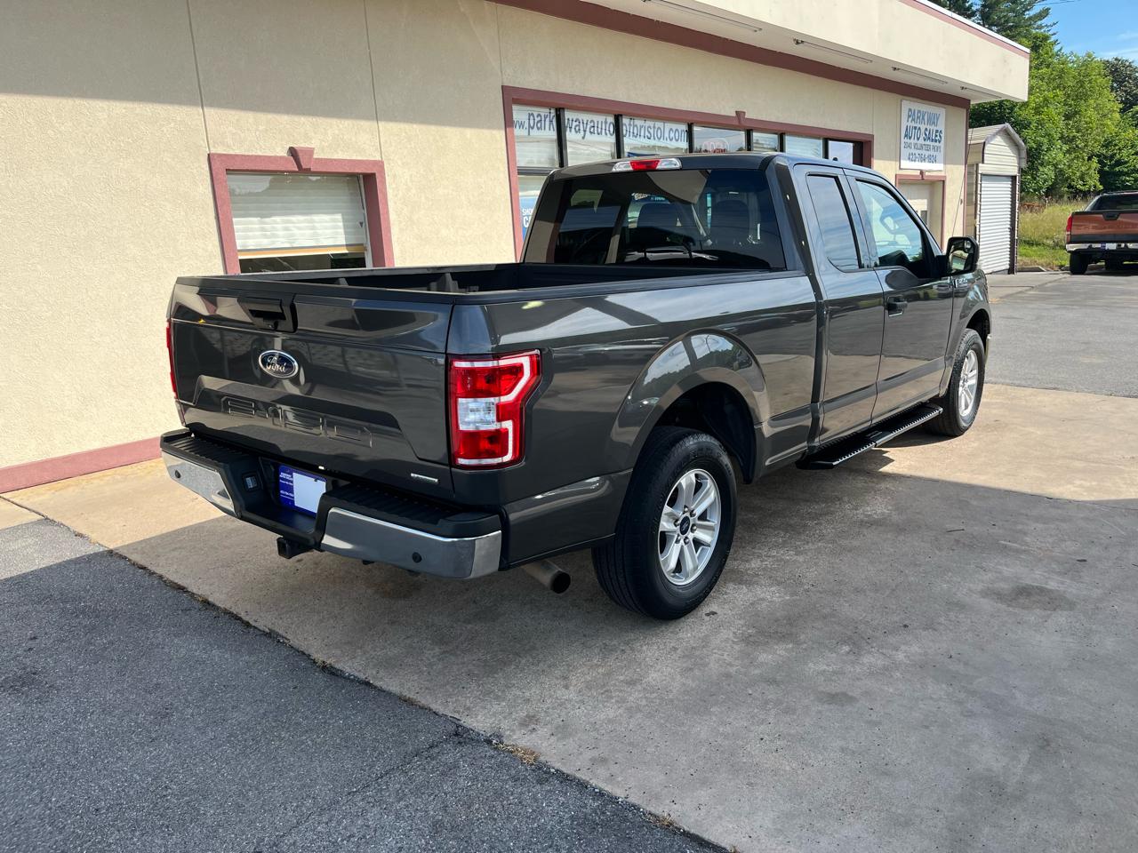 Ford F-150 XL SuperCab 8-ft. 2WD 2019