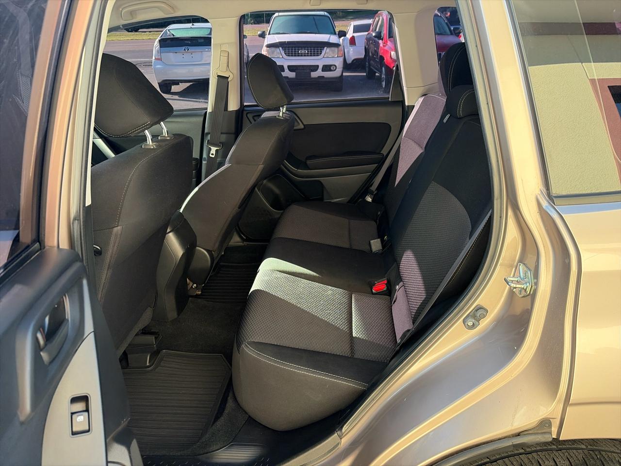 Subaru Forester 2.5i 2015