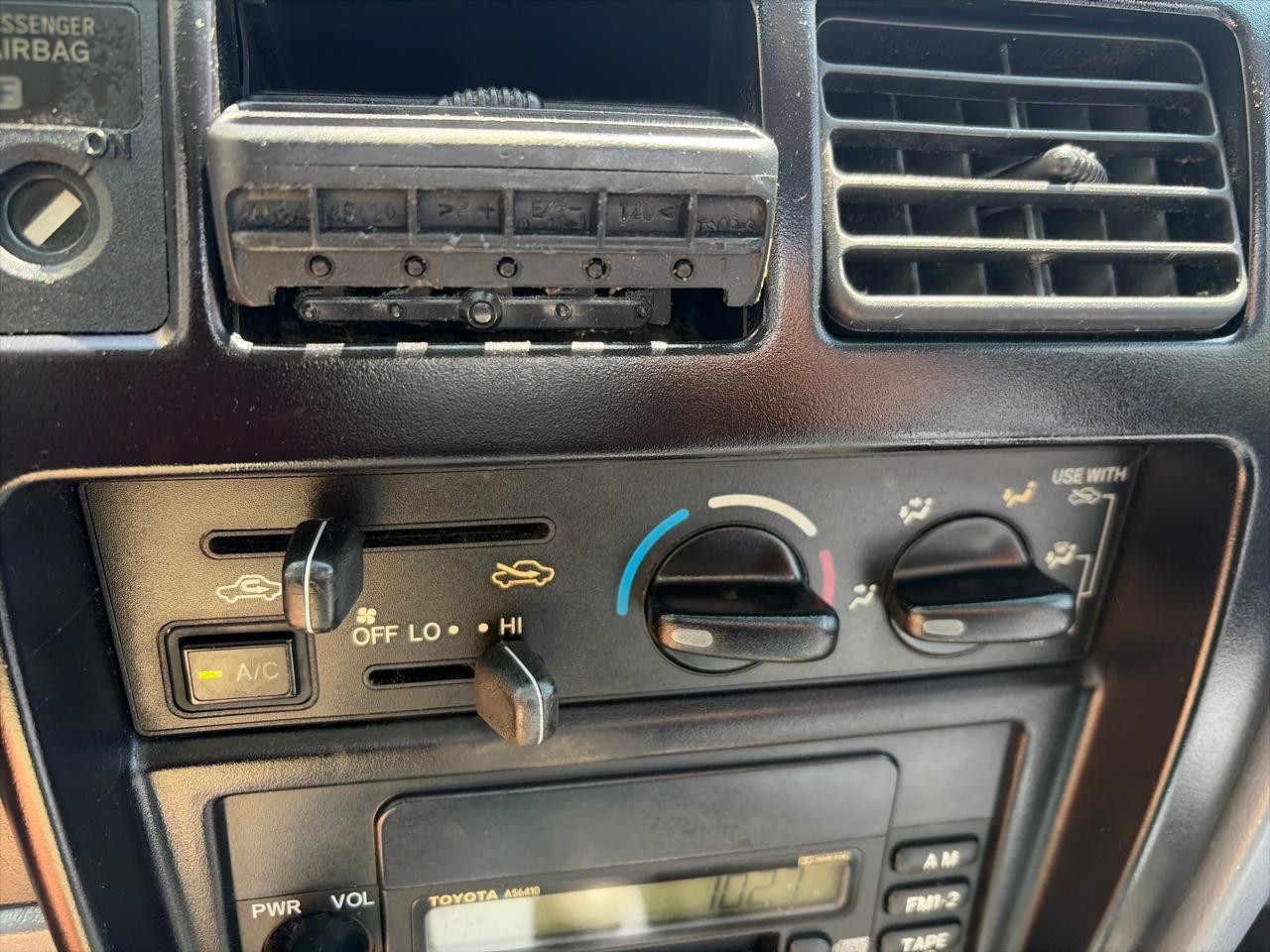 Toyota Tacoma Regular Cab 4WD 2000