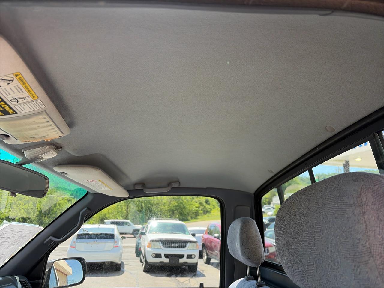 Toyota Tacoma Regular Cab 4WD 2000