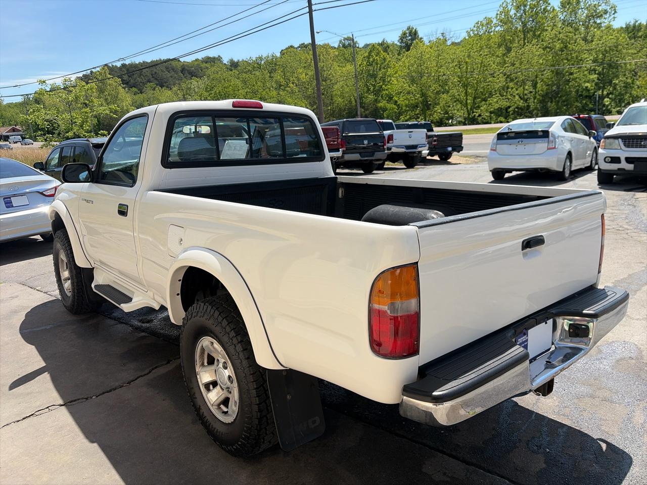 Toyota Tacoma Regular Cab 4WD 2000