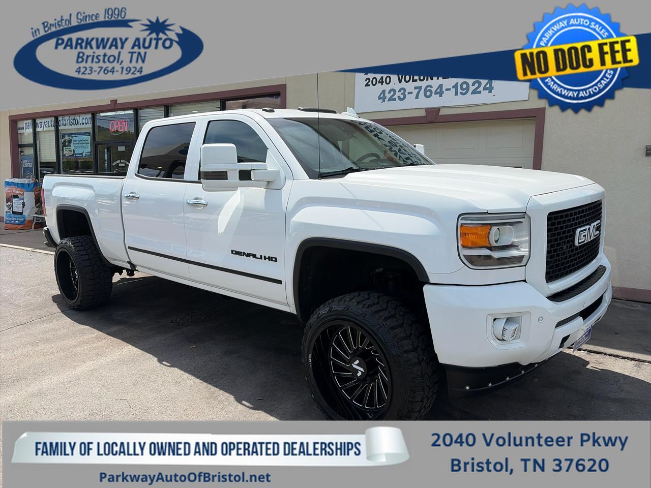 GMC Sierra 2500HD Denali Crew Cab 4WD 2016
