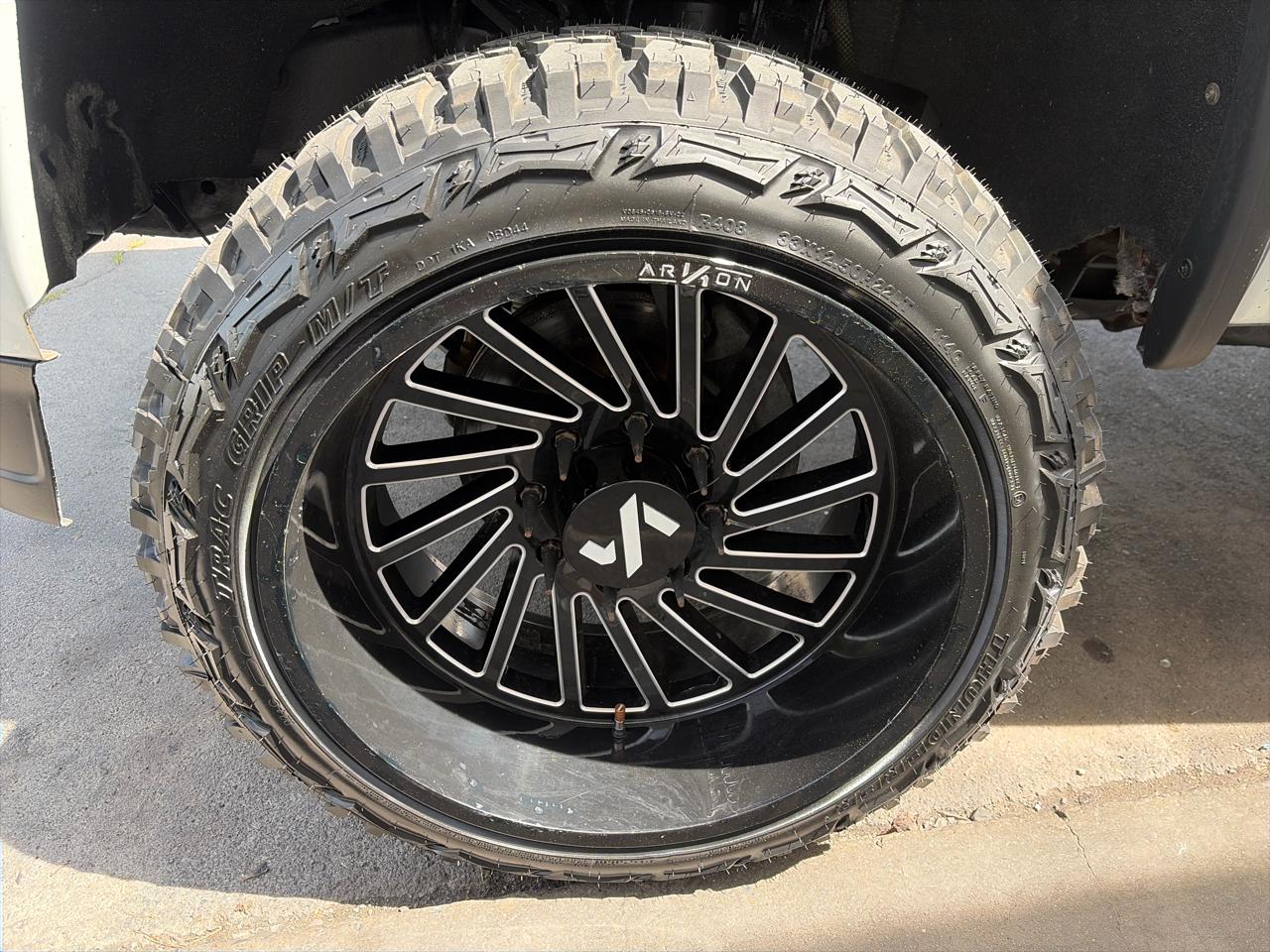 GMC Sierra 2500HD Denali Crew Cab 4WD 2016