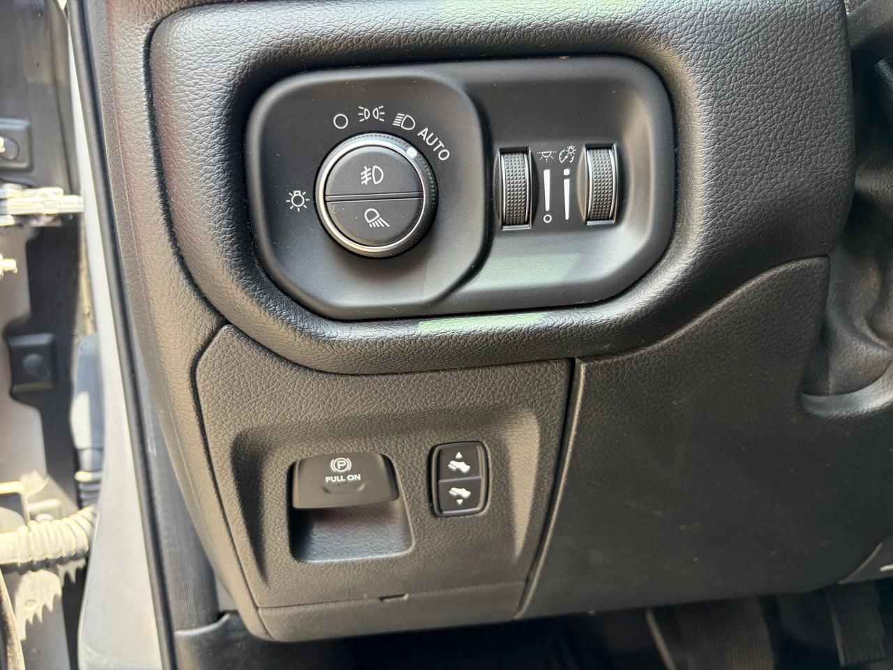 RAM 1500 Rebel Crew Cab SB 4WD 2019