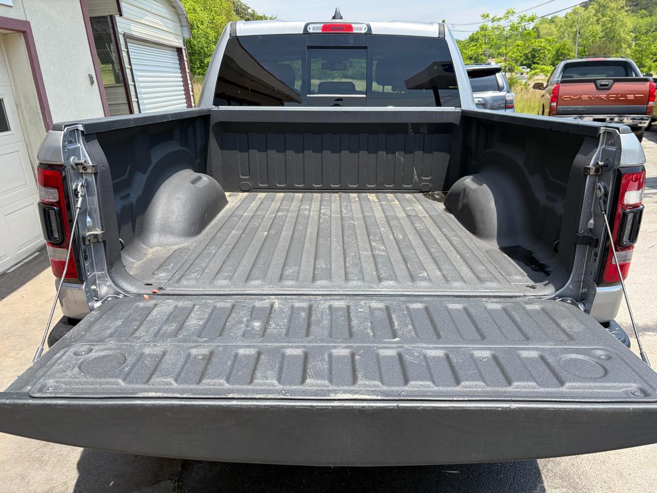 RAM 1500 Rebel Crew Cab SB 4WD 2019