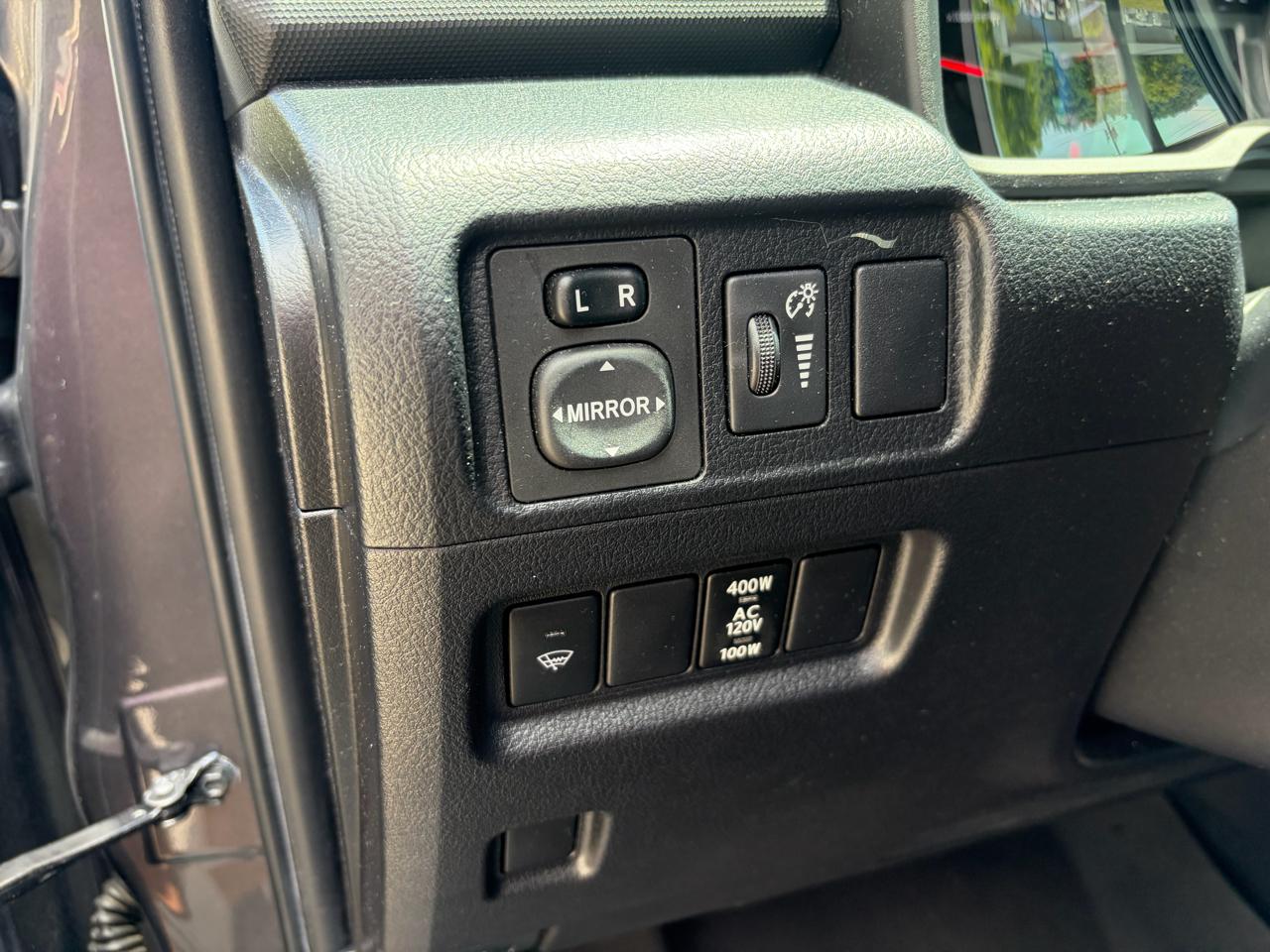 Toyota 4Runner SR5 4WD 2016
