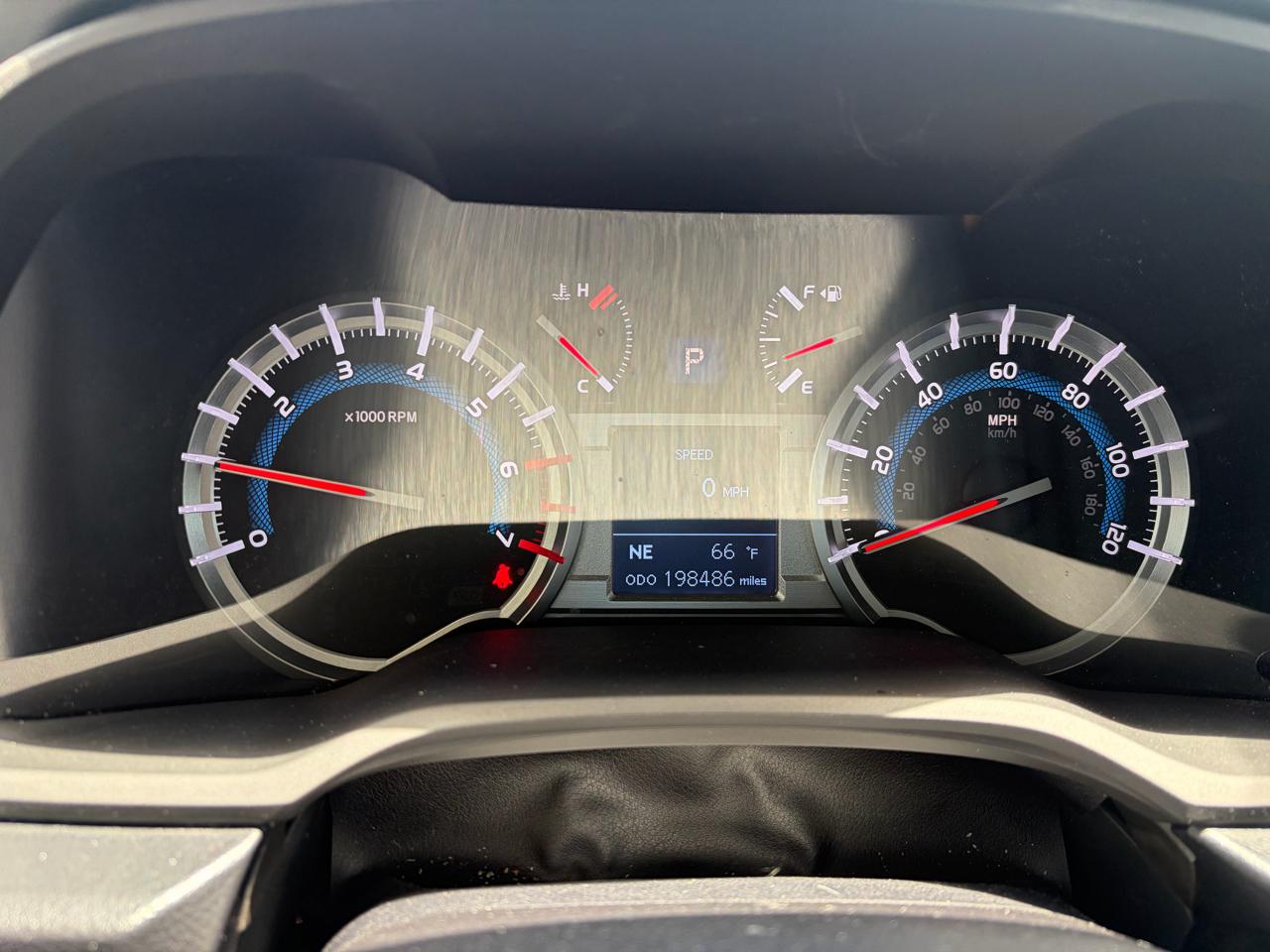 Toyota 4Runner SR5 4WD 2016