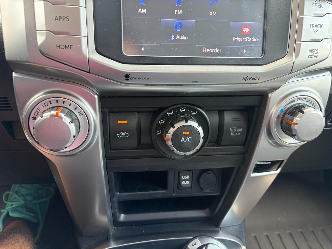 Toyota 4Runner SR5 4WD 2016