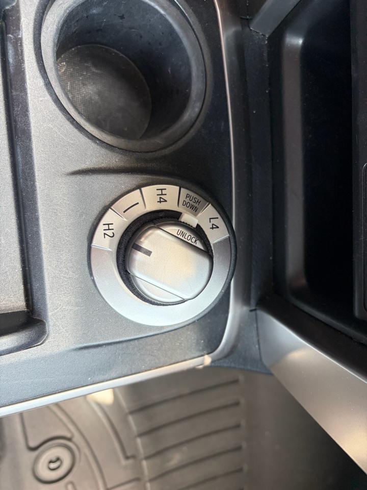 Toyota 4Runner SR5 4WD 2016