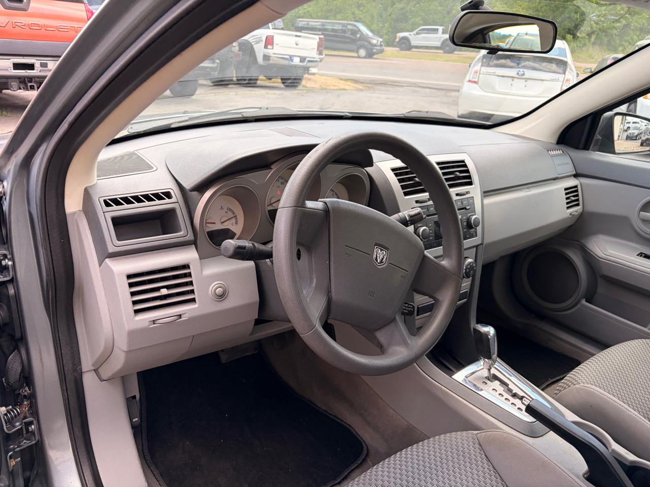 Dodge Avenger SE 2008