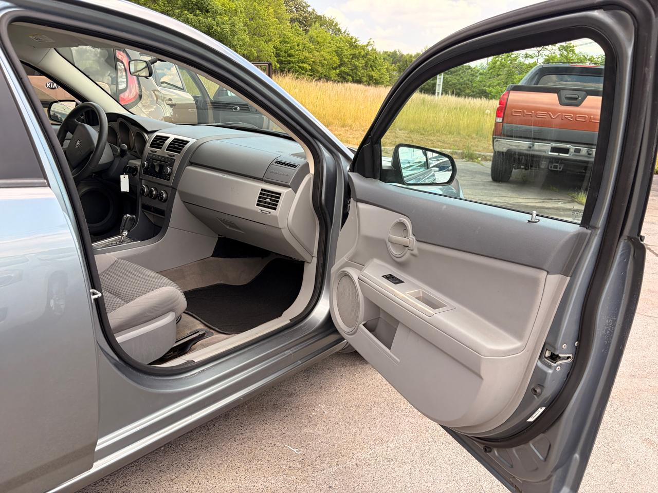 Dodge Avenger SE 2008
