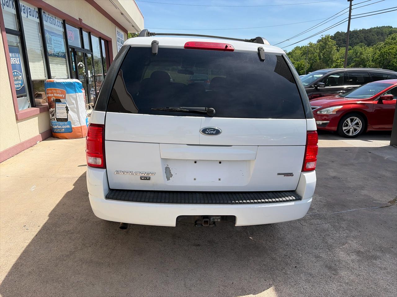 Ford Explorer XLT 4.0L 4WD 2005