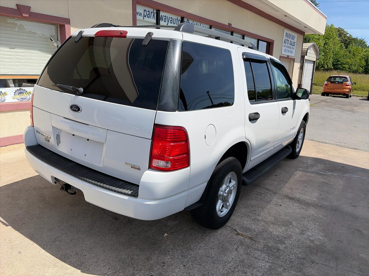 Ford Explorer XLT 4.0L 4WD 2005