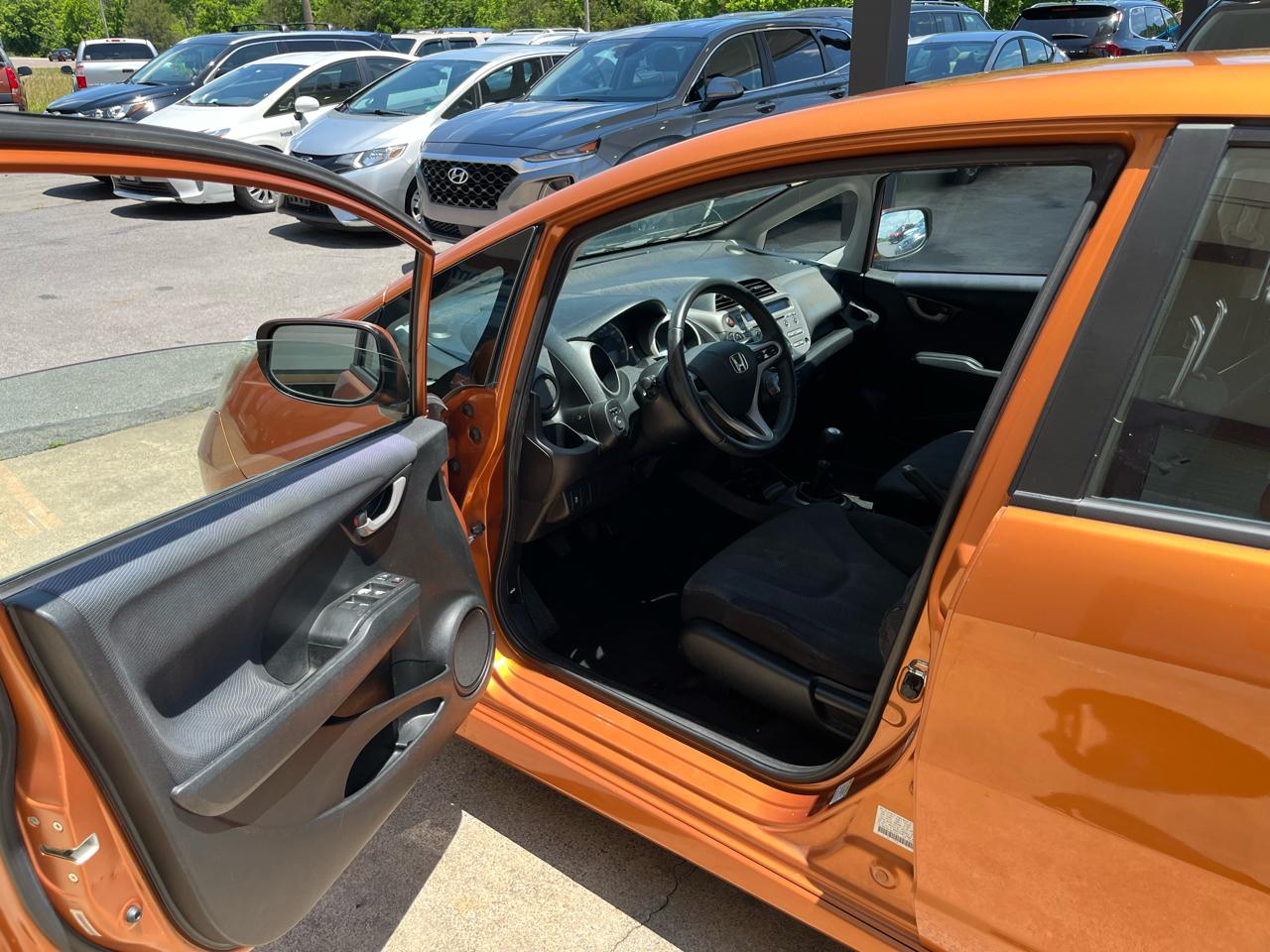 Honda Fit Sport 5-Speed MT 2011