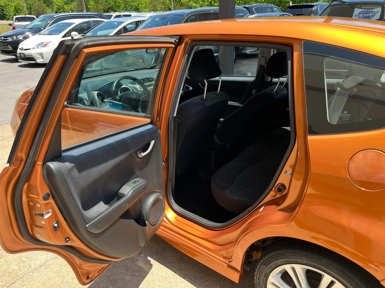 Honda Fit Sport 5-Speed MT 2011