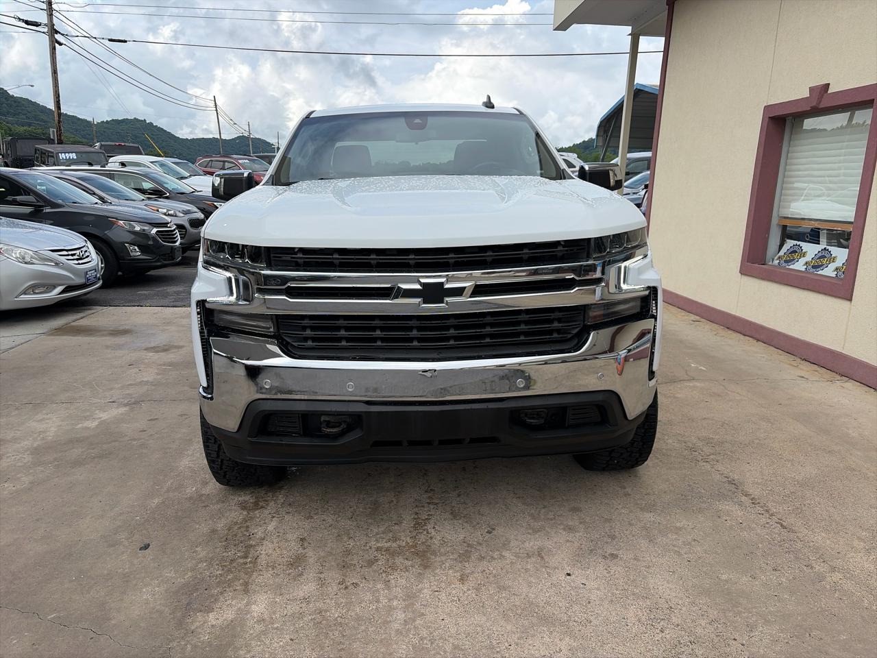 Chevrolet Silverado 1500 LT Double Cab 4WD 2021