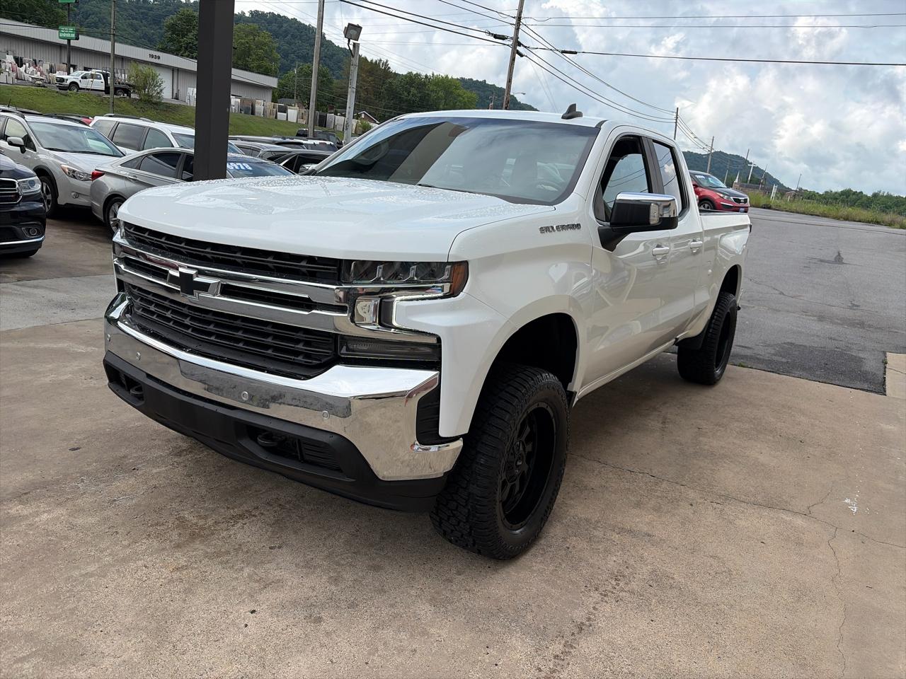 Chevrolet Silverado 1500 LT Double Cab 4WD 2021