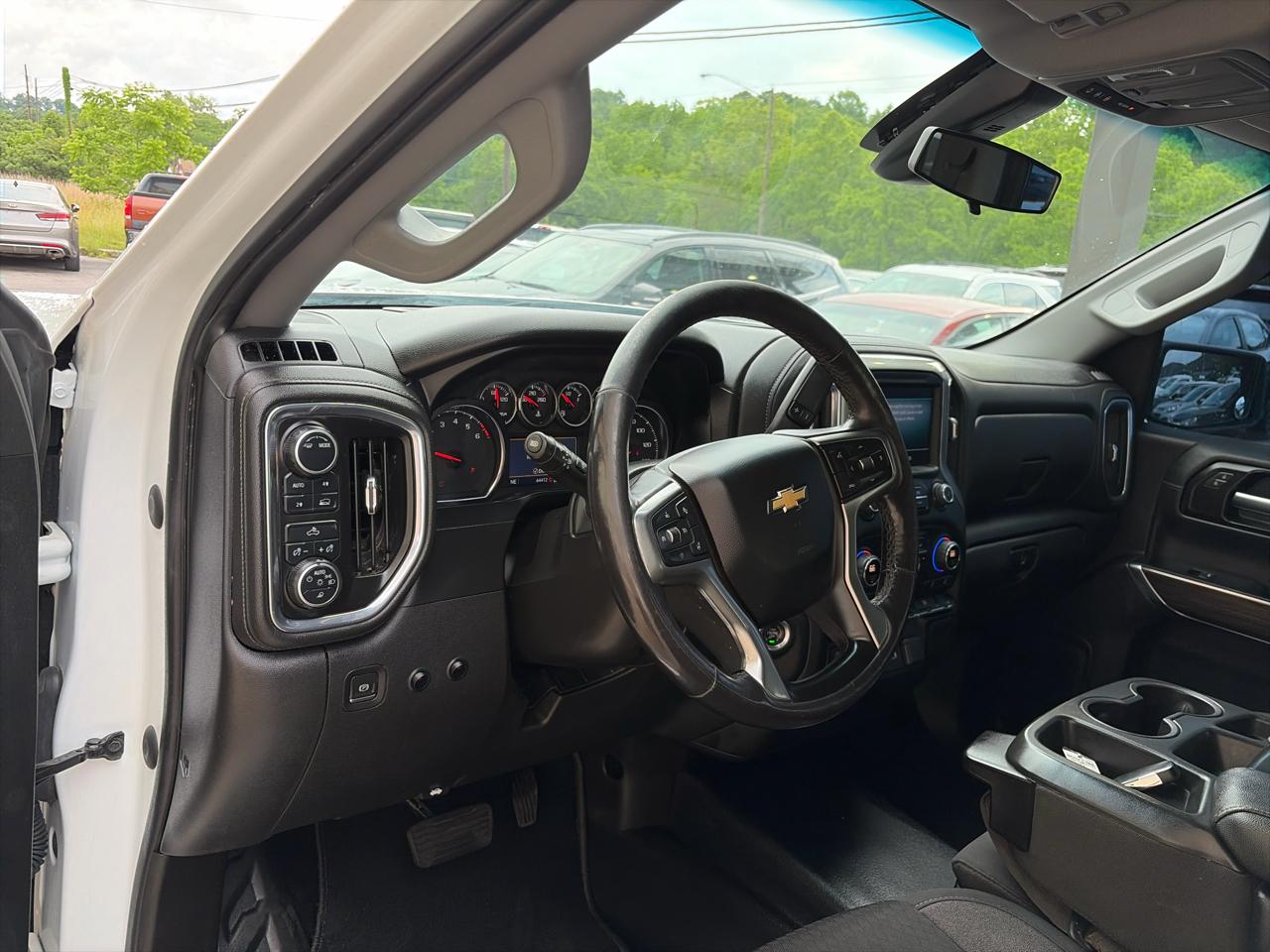 Chevrolet Silverado 1500 LT Double Cab 4WD 2021