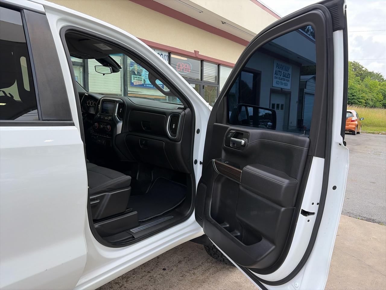 Chevrolet Silverado 1500 LT Double Cab 4WD 2021