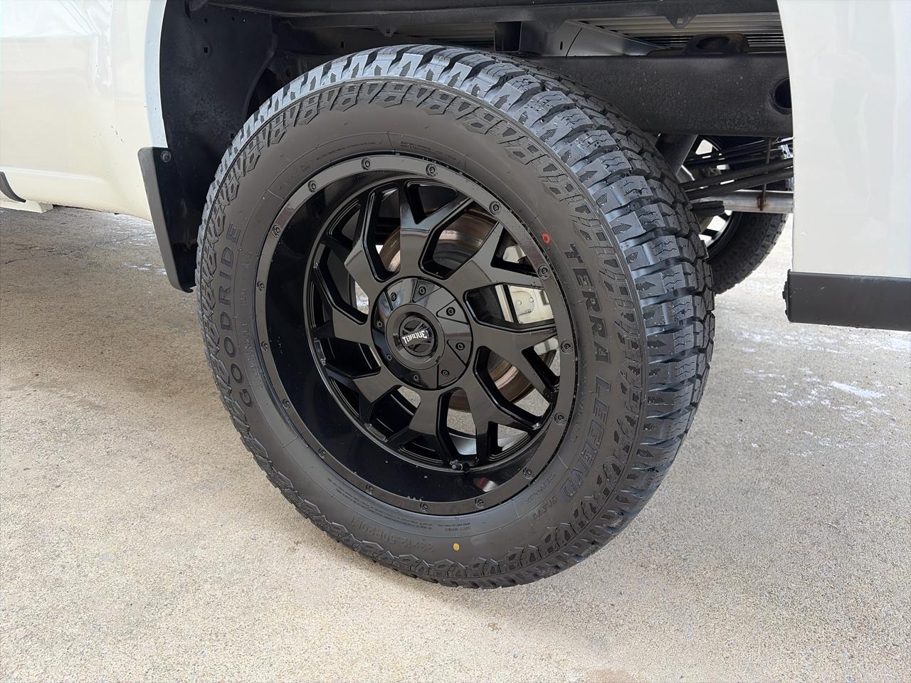Chevrolet Silverado 1500 LT Double Cab 4WD 2021