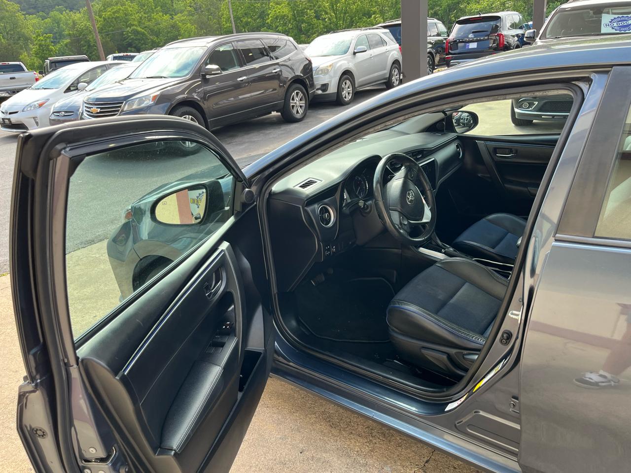 Toyota Corolla L CVT 2019