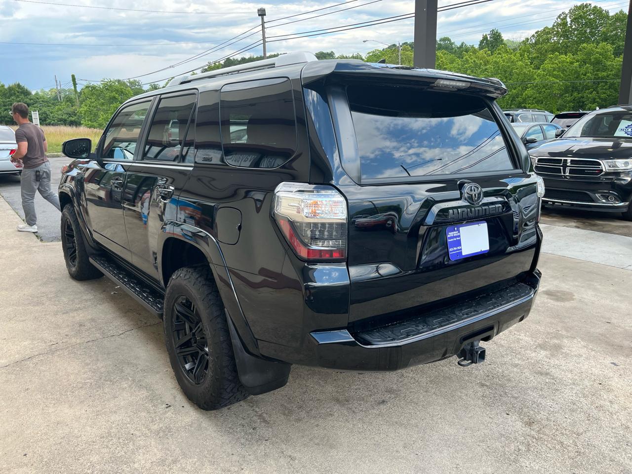 Toyota 4Runner SR5 4WD 2015