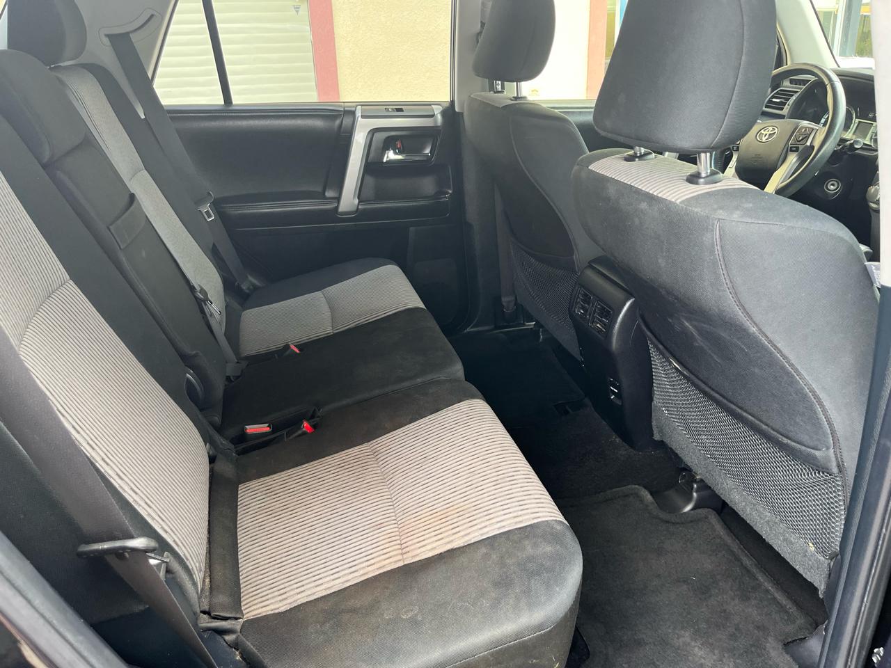 Toyota 4Runner SR5 4WD 2015