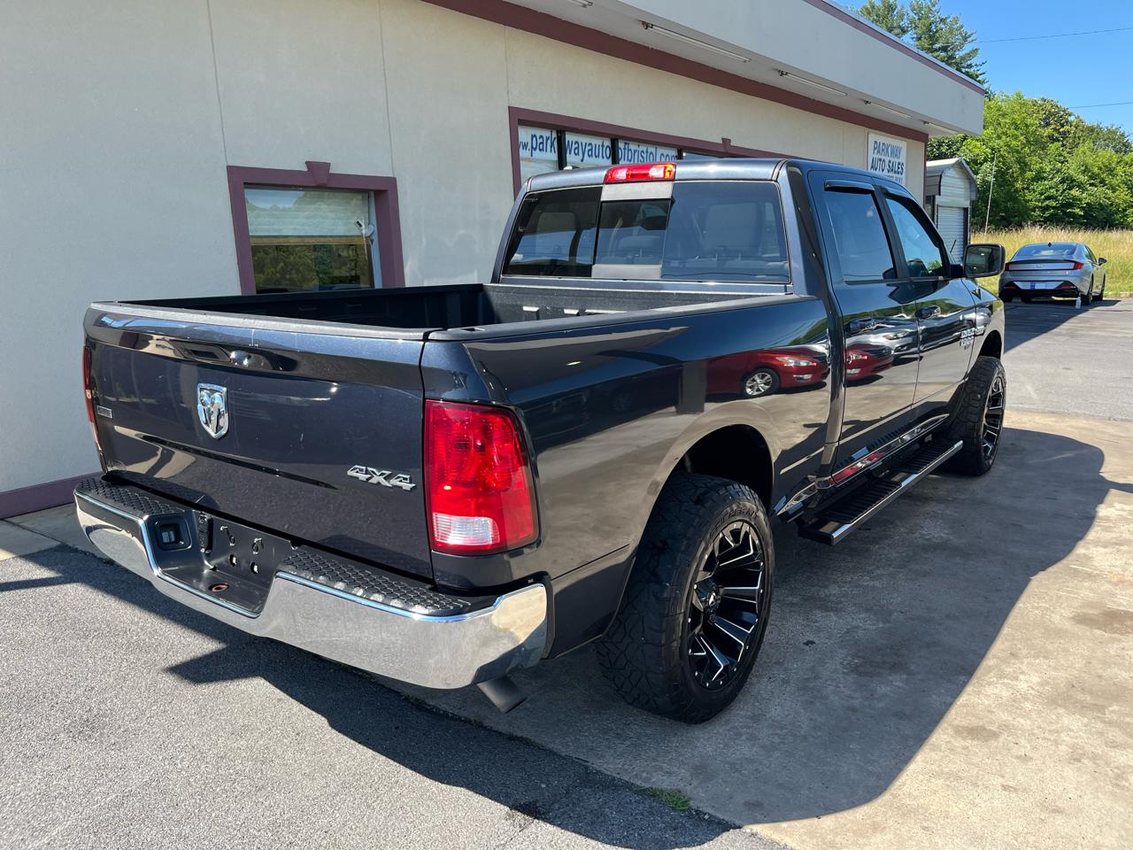 RAM 1500 Classic Tradesman Crew Cab LWB 4WD 2020