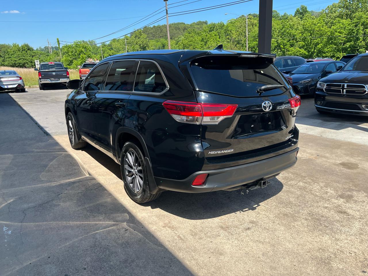 Toyota Highlander SE AWD V6 2017