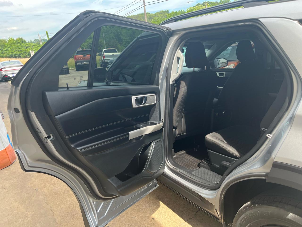 Ford Explorer XLT AWD 2021