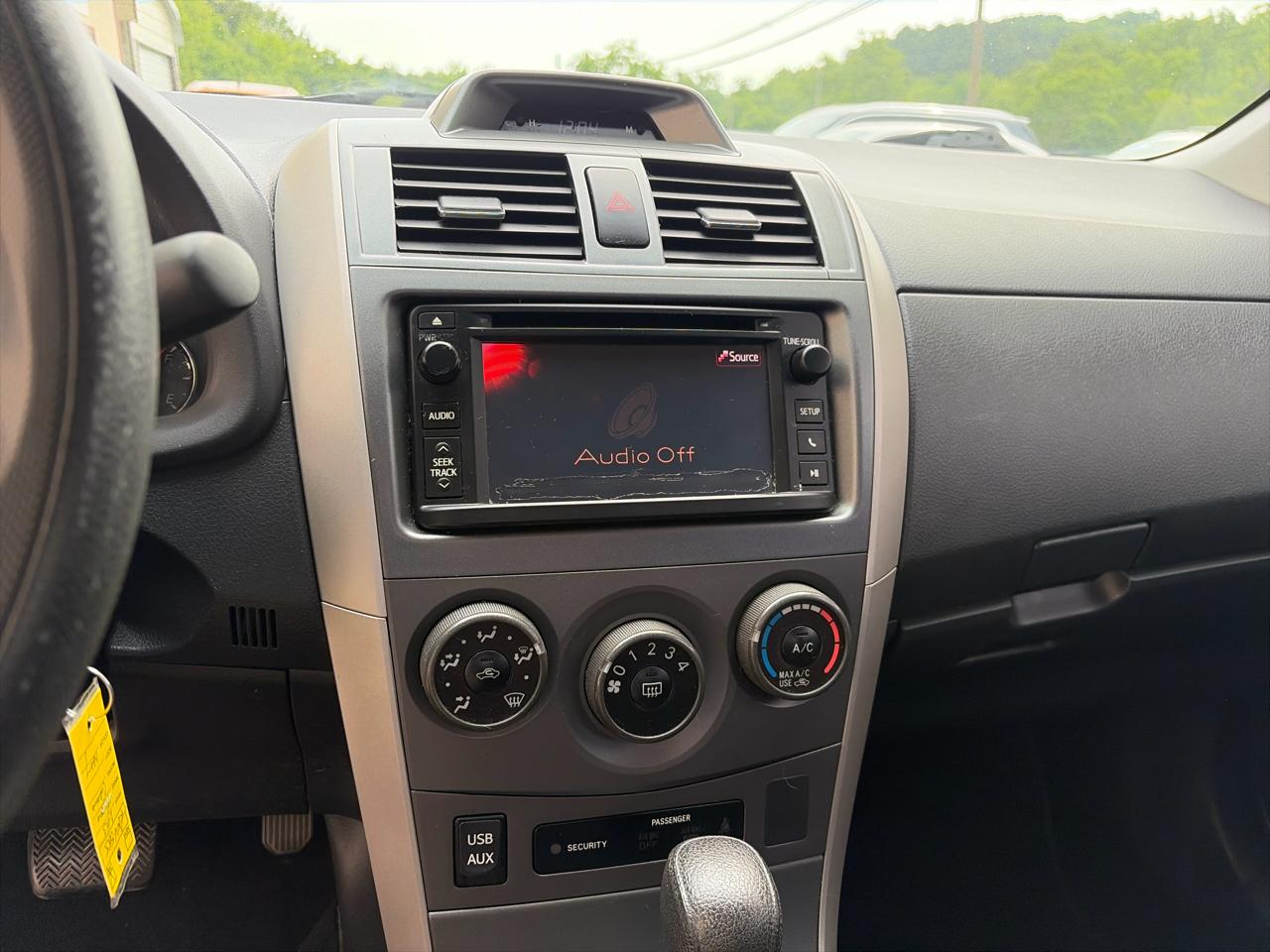 Toyota Corolla S 4-Speed AT 2013