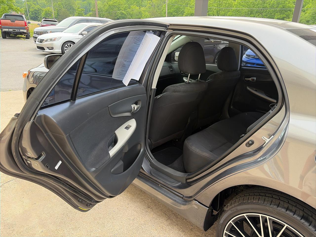 Toyota Corolla S 4-Speed AT 2013