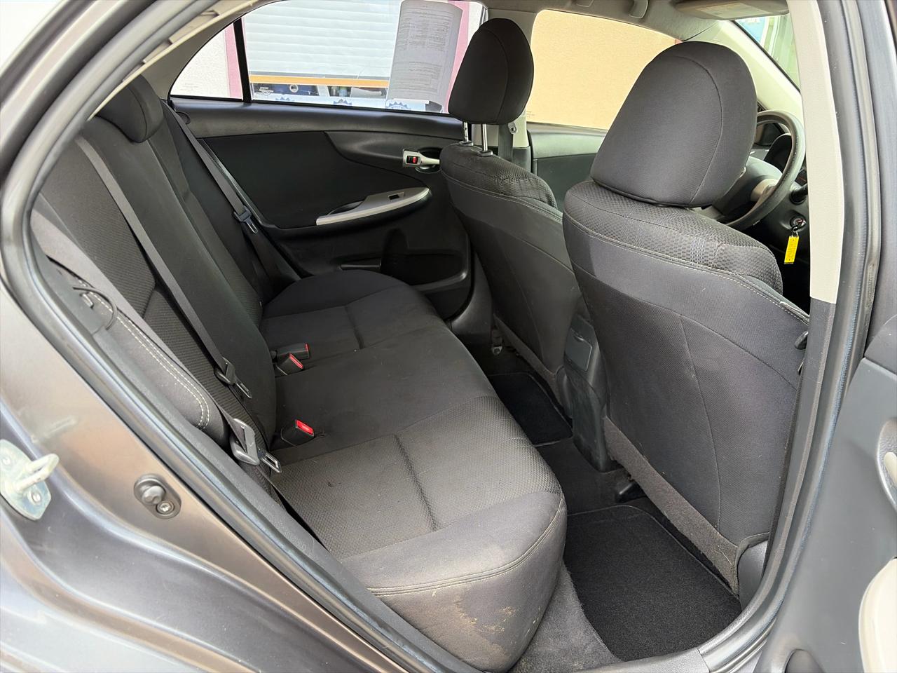 Toyota Corolla S 4-Speed AT 2013