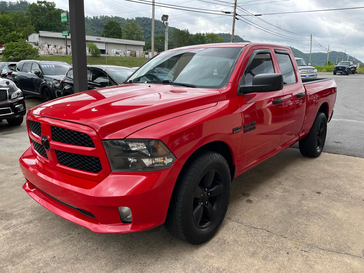 RAM 1500 Classic Tradesman Quad Cab 4WD 2019