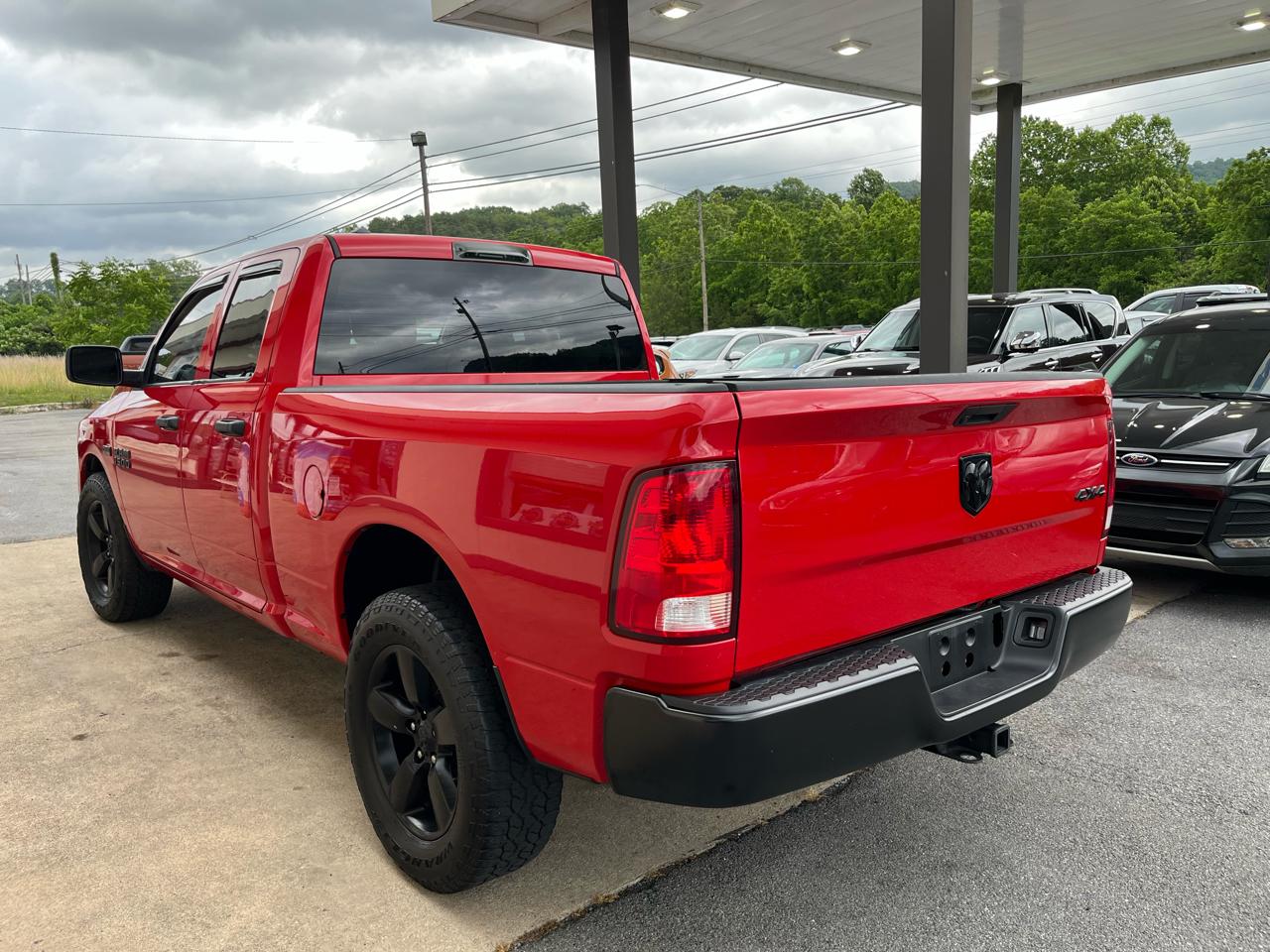RAM 1500 Classic Tradesman Quad Cab 4WD 2019