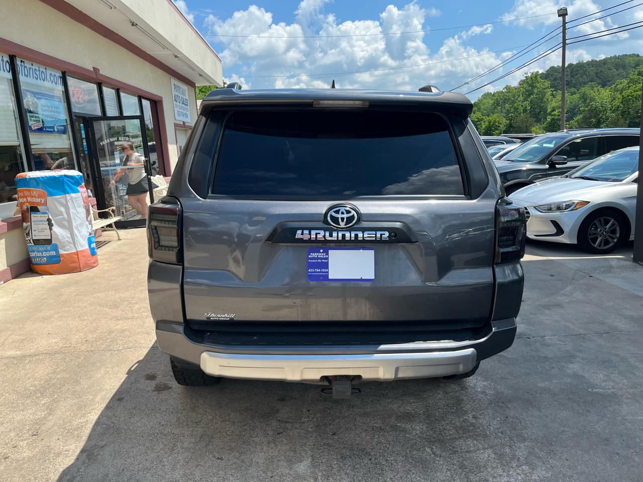 Toyota 4Runner SR5 4WD 2019