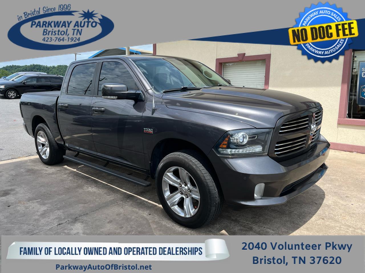 RAM 1500 Sport Crew Cab SWB 2WD 2016